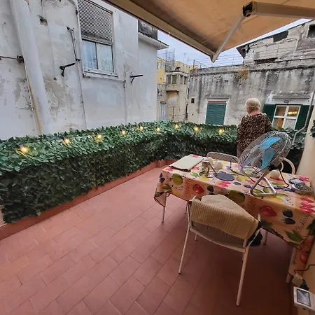 Daire Santa Chiara Attic , 4 Floor No Elevator Napoli