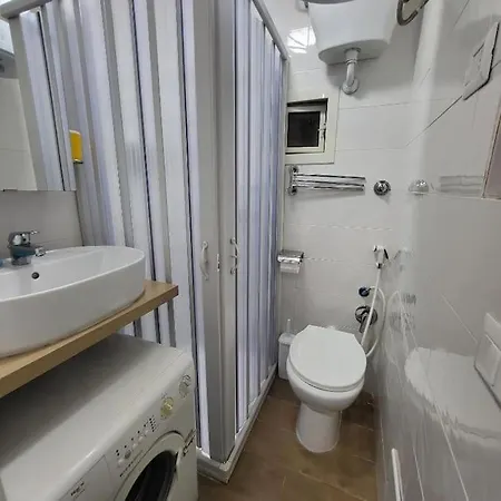 Santa Chiara Attic , 4 Floor No Elevator * Неаполь