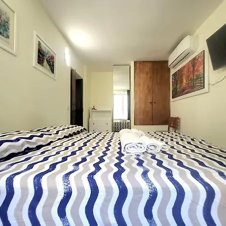 Santa Chiara Attic , 4 Floor No Elevator 那不勒斯