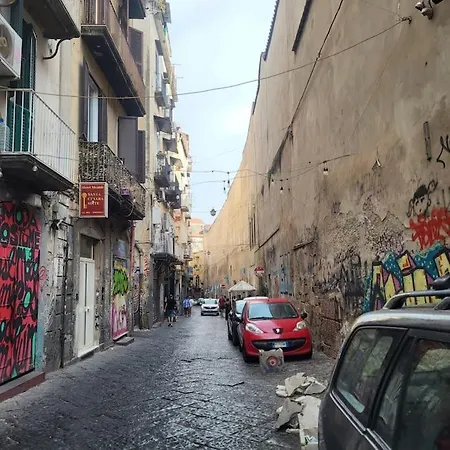 Santa Chiara Attic , 4 Floor No Elevator Lägenhet