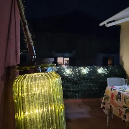 Santa Chiara Attic , 4 Floor No Elevator Appartement *